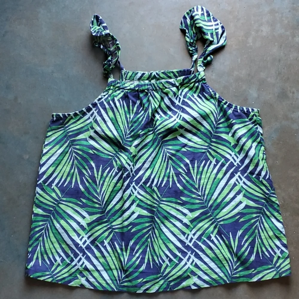 3 for $10 Old Navy Palm 🌴 texture Top Ruffle Strap size xl/14